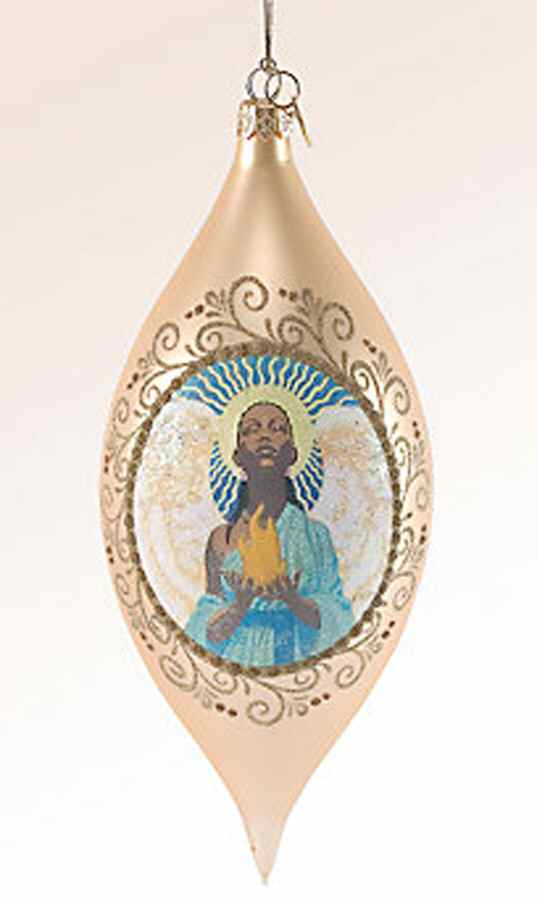 Nativity-Blackshear Circle Hope - Glass - No Box by Thomas Blackshear-1