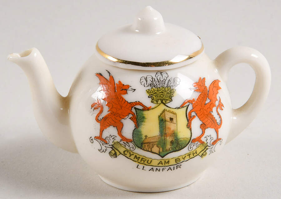 British Crested Ware Teapot-L L Anfair - No Box by Unknown Manufacturer-1