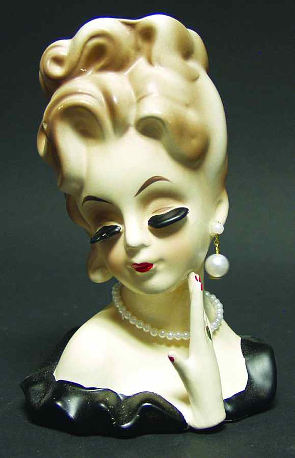 Head Vases Noritake Lady W/Hand - No Box by Unknown Manufacturer-1