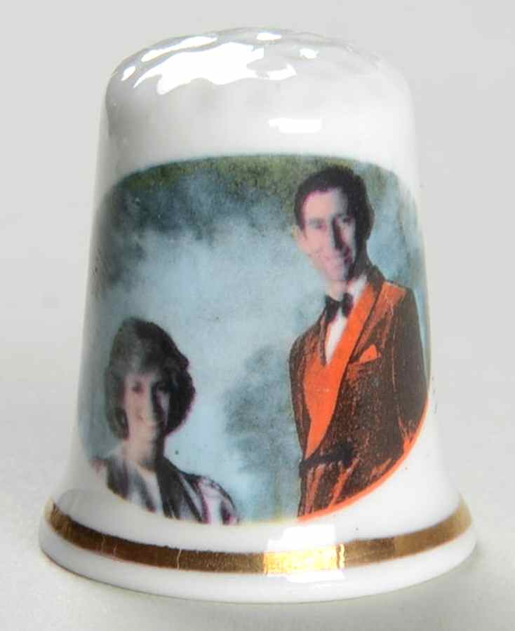 Royalty Giftware Charles & Diana Thimble - No Box by Unknown Manufacturer-1