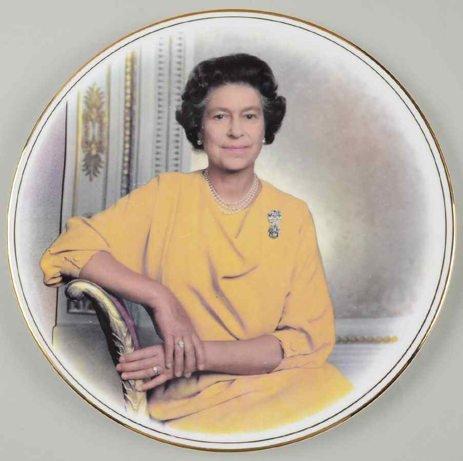 Royalty Giftware Elizabeth Ii 60th Birthday Plate - No Box by Unknown Manufacturer-1