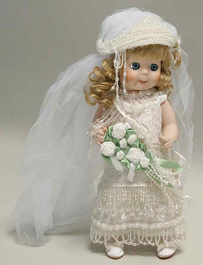 Porcelain Dolls Mrs. Rudolph Valentootie - Boxed by Unknown Mfg Collectibles-1