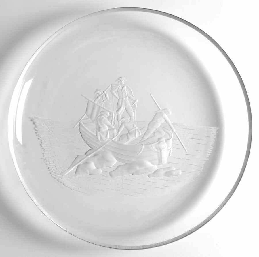American Heritage-Plate Washington Crossing The Delaware - No Box by Val St Lambert-1