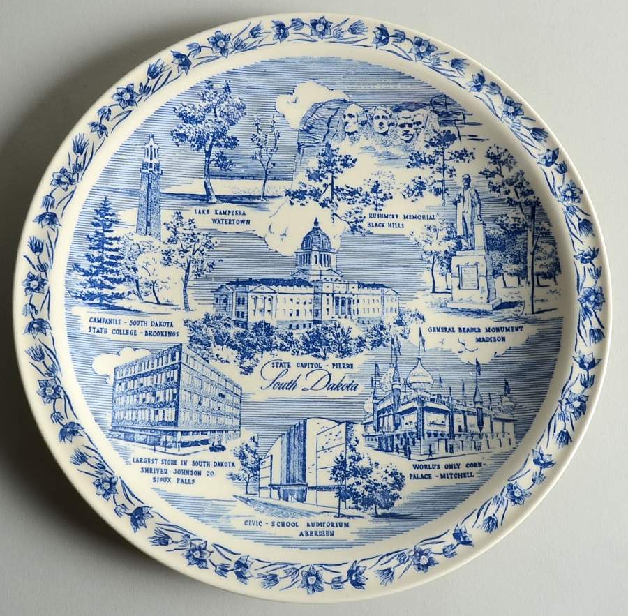 State Plate South Dakota - No Box-South Dakota Motif 1 by Vernon Kilns-1
