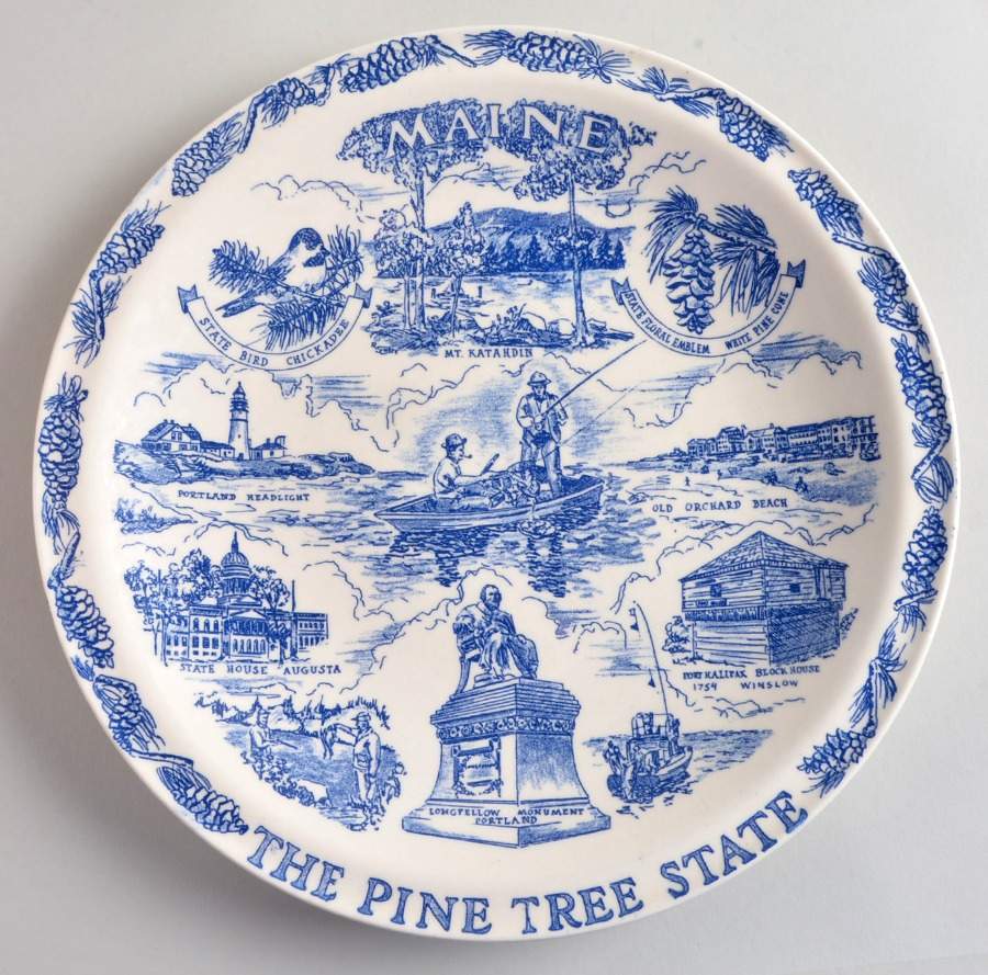 State Plate Maine The Pine Tree State - No Box-Maine Motif 1 - Blue by Vernon Kilns-1