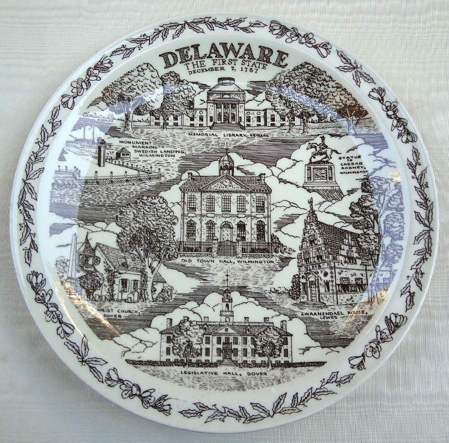 State Plate Delaware - No Box-Delaware Motif 1 Brown by Vernon Kilns-1