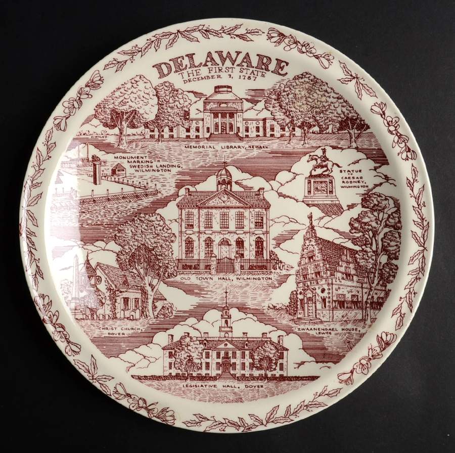 State Plate Delaware - No Box-Delaware Motif 1 Red by Vernon Kilns-1