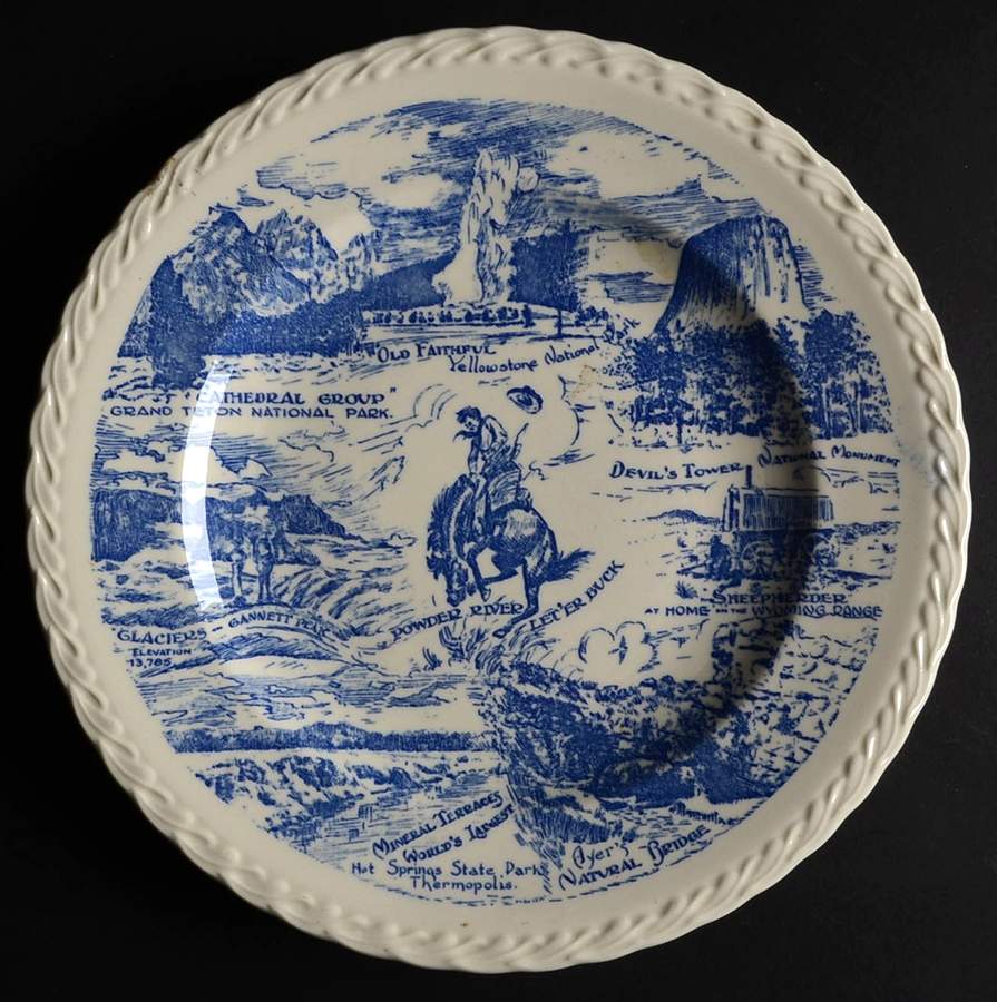 State Plate Wyoming - No Box-Wyoming Motif 2-Blue by Vernon Kilns-1