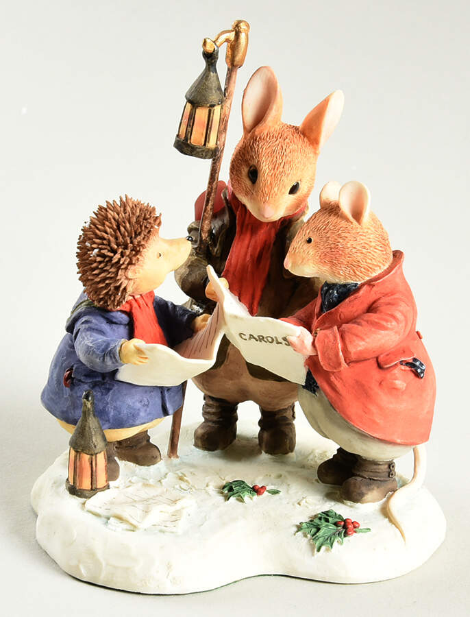 Foxwood Tales-Figurines Carol Singers - No Box by Villeroy & Boch-1