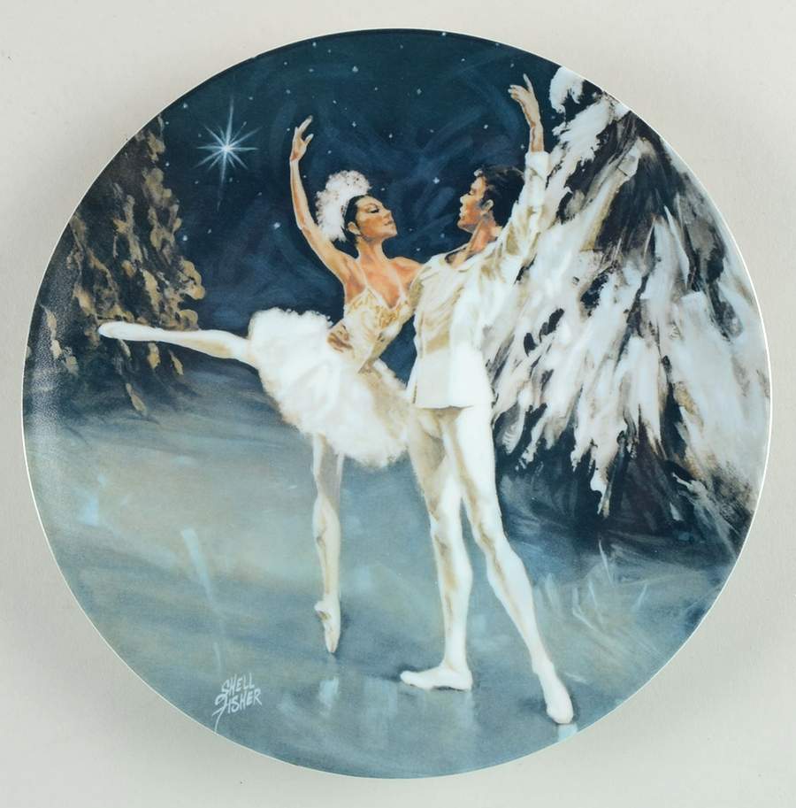 Nutcracker Ballet Snow King And Queen - Boxed by Viletta-1