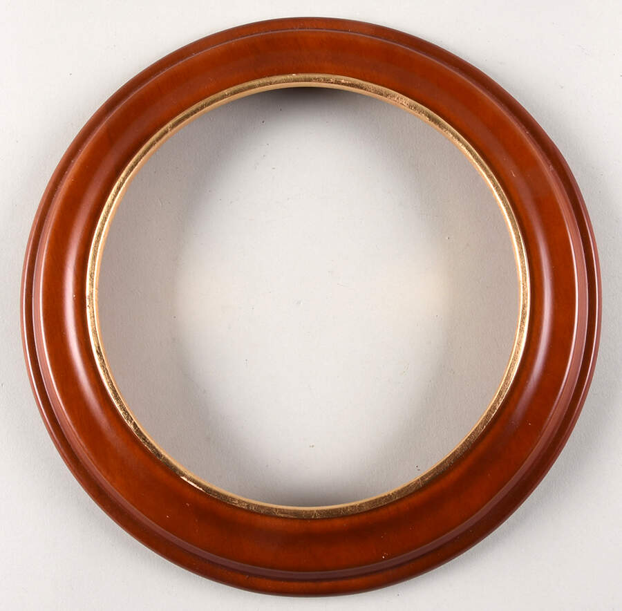 Van Hygan & Smythe Plate Accessories Light Wood Frame-Gold Accent - No Box by Van Hygan & Smythe-1