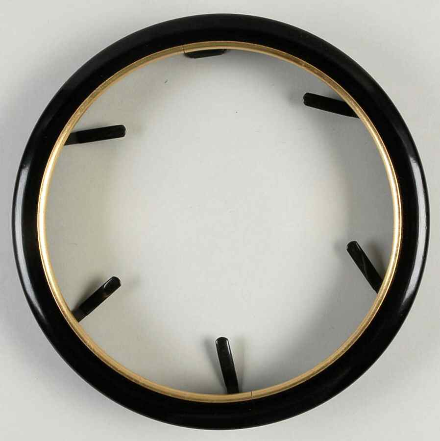 Van Hygan & Smythe Plate Accessories Black Lacquer-Russian Frame-Gilded Rim - No Box by Van Hygan & Smythe-1