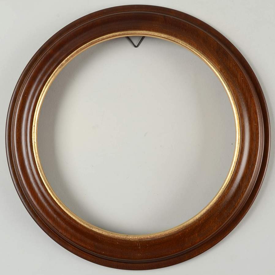 Van Hygan & Smythe Plate Accessories Richfield Wooden-Gold Accent - No Box by Van Hygan & Smythe-1