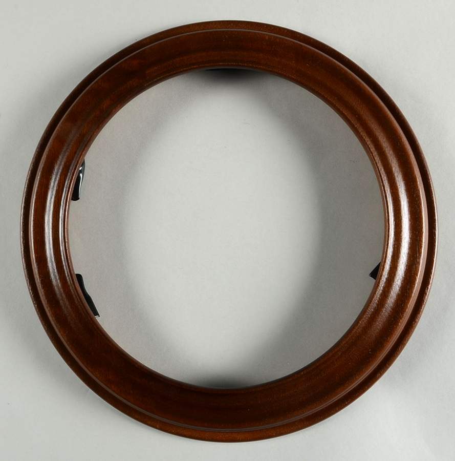 Van Hygan & Smythe Plate Accessories Woodridge-Wooden Plate Frame - No Box by Van Hygan & Smythe-1