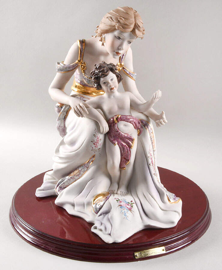 Vittorio Sabadin Capodimonte Figurines Mother And Child - No Box by Vittorio Sabadin-1