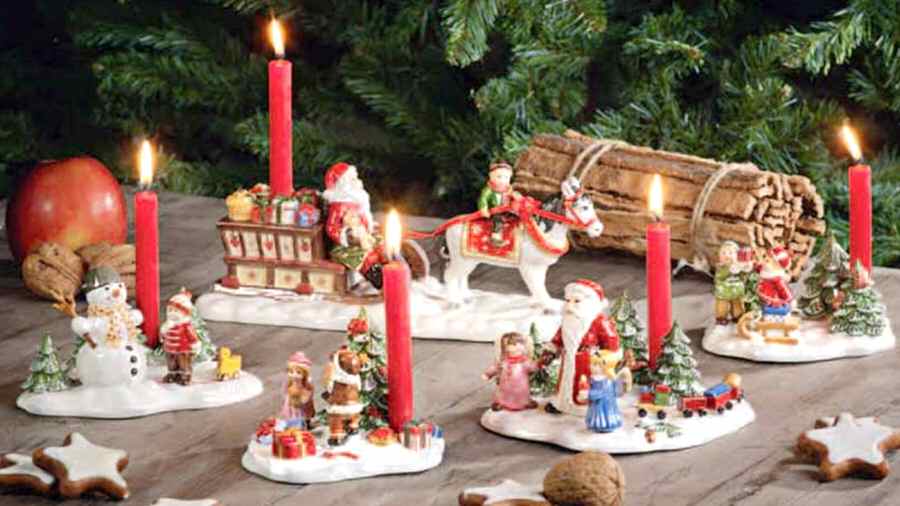 Nostalgic Village Santa With Sleigh - No Box by Villeroy & Boch-1
