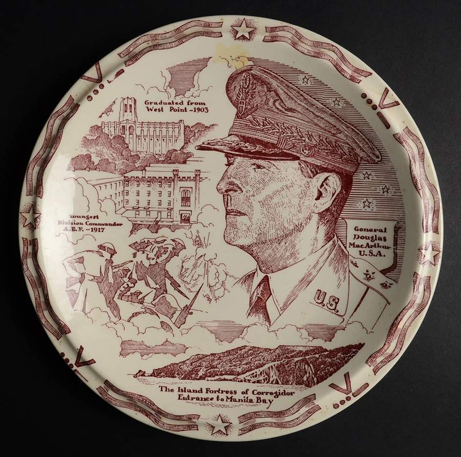 Personalities General Douglas Macarthur - No Box by Vernon Kilns-1