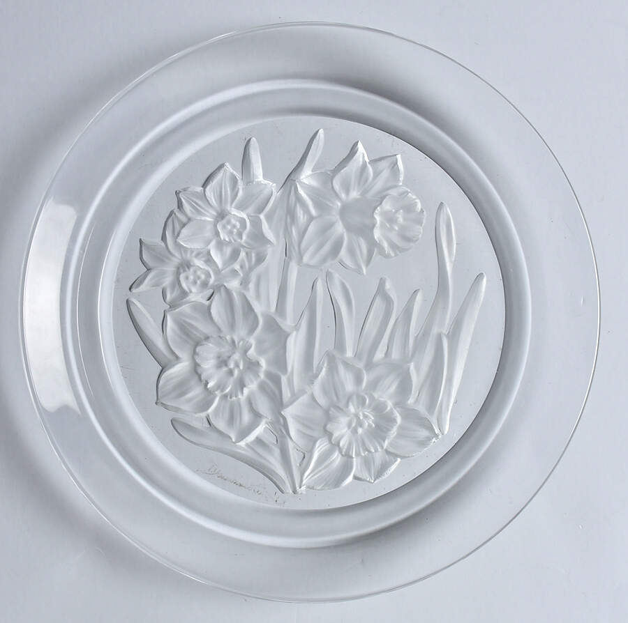 Vinardi Crystal Flower Plates Daffodils - No Box by Vinardi-1