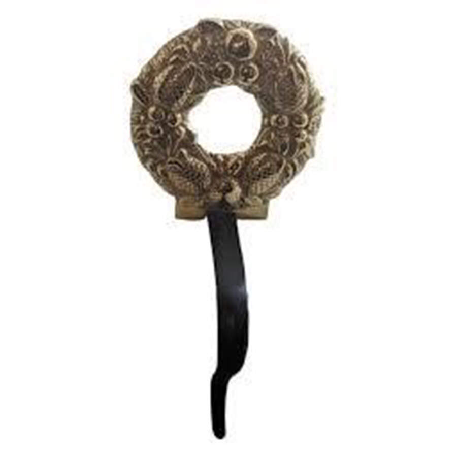 Brass Stocking Holders Wreath - No Box by Virginia Metalcrafters-1
