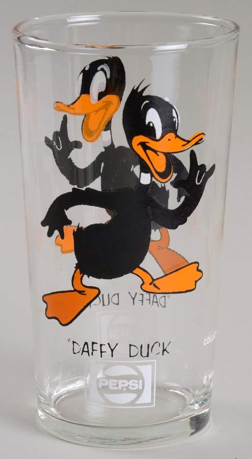 Looney Tunes 1973 Daffy Duck-12 Oz - No Box 2i by Warner Brothers-1