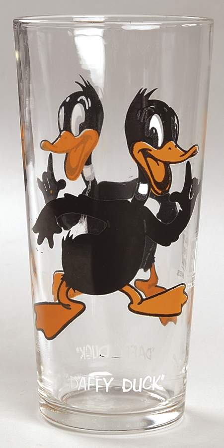 Looney Tunes 1973 Daffy Duck-16 Oz - No Box 2e by Warner Brothers-1