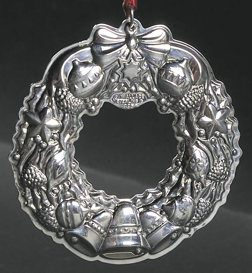 Christmas Wreath Silver Bells - Boxed by Wallace Silver-1