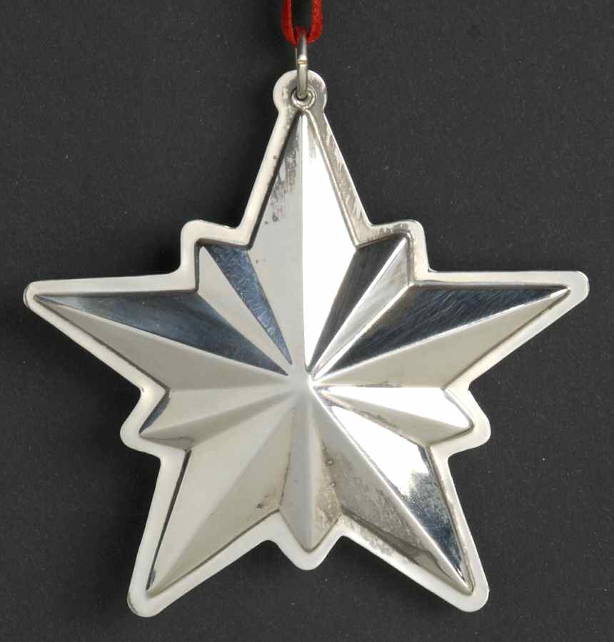 Star-Ornament Star 1993 - With Box by Wallace Silver-1
