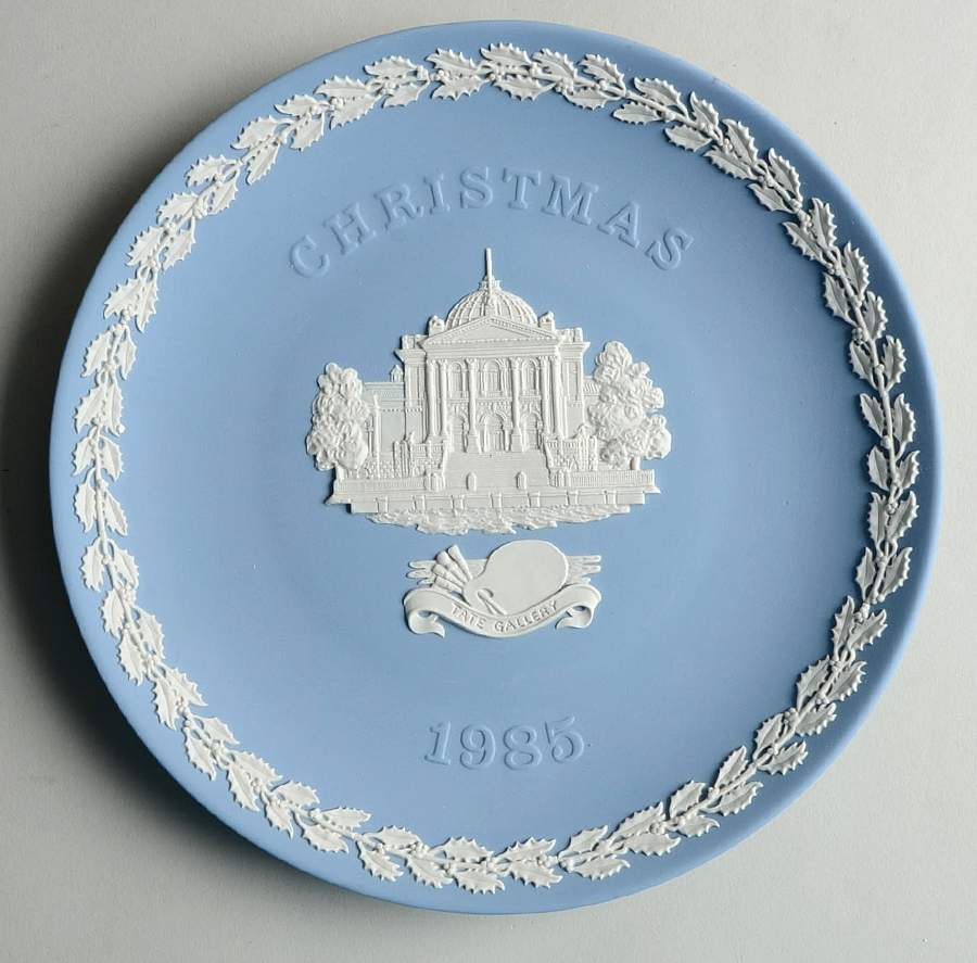Jasperware Christmas Plate Tate Gallery - No Box by Wedgwood-1