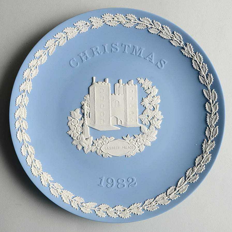Jasperware Christmas Plate Lambeth Palace - Boxed by Wedgwood-1