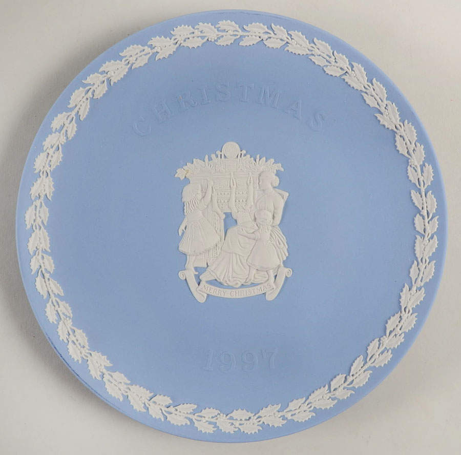 Victorian Christmas Traditions Hanging The Stocking - Boxed by Wedgwood-1