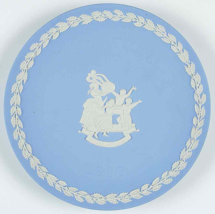 Victorian Christmas Traditions Plum Pudding - No Box by Wedgwood-1