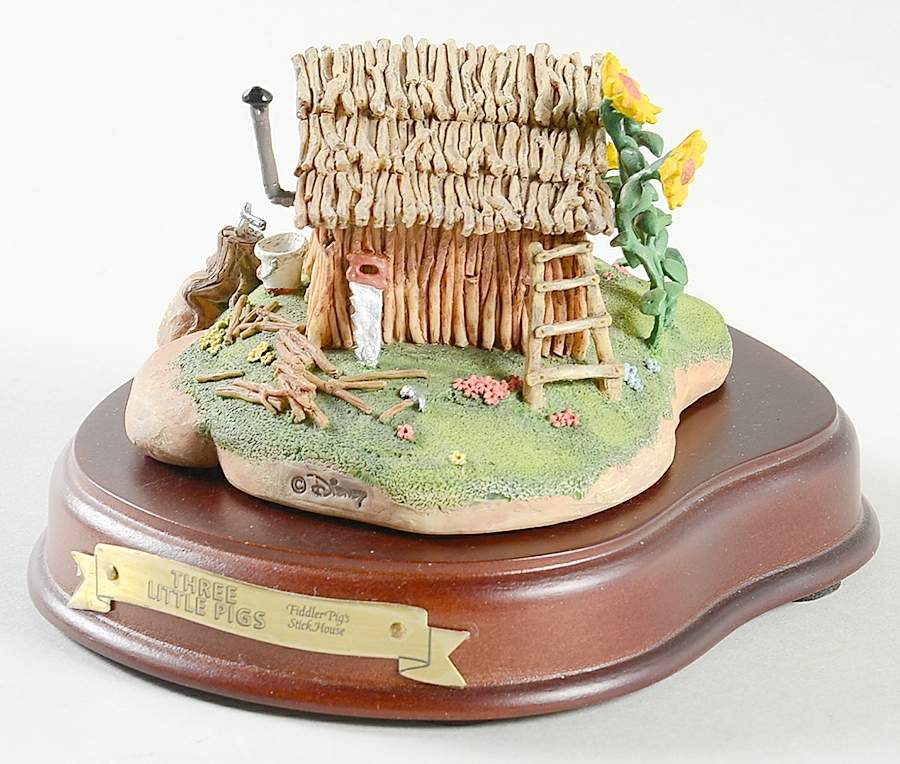 Enchanted Places Fiddler Pig's Stick House - Boxed by Walt Disney Classics-1