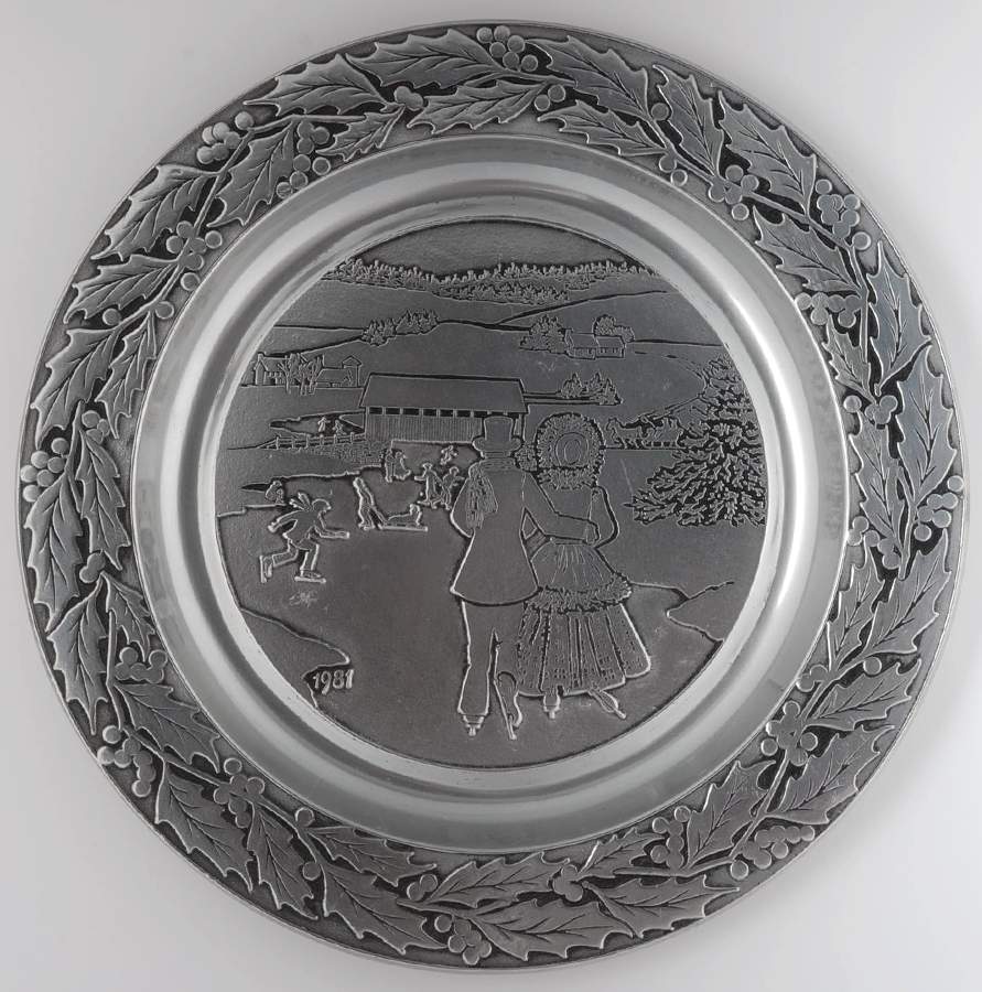Wilton Armetale Christmas Plate Skating-Holly - No Box by Wilton Armetale-1