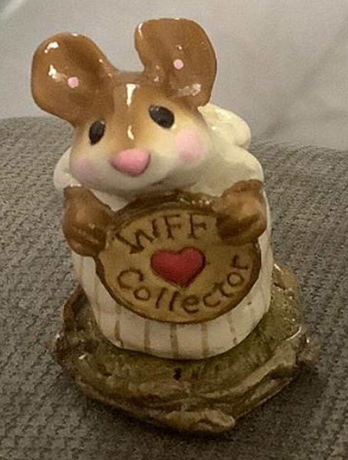 Mice Mouse & Wff Collector Heart Sign - No Box by Wee Forest Folk-1
