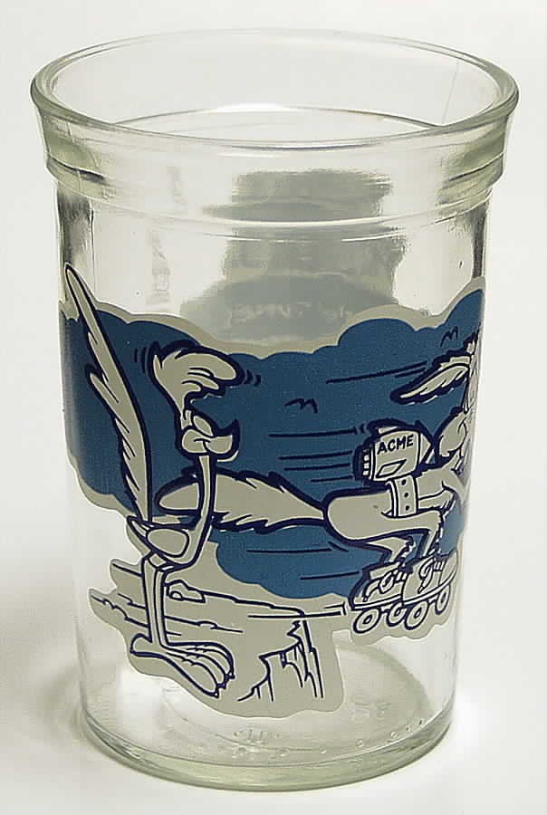 Looney Toons Glasses 1994 Road Runner & Wile E Coyote - No Box by Welchs-1