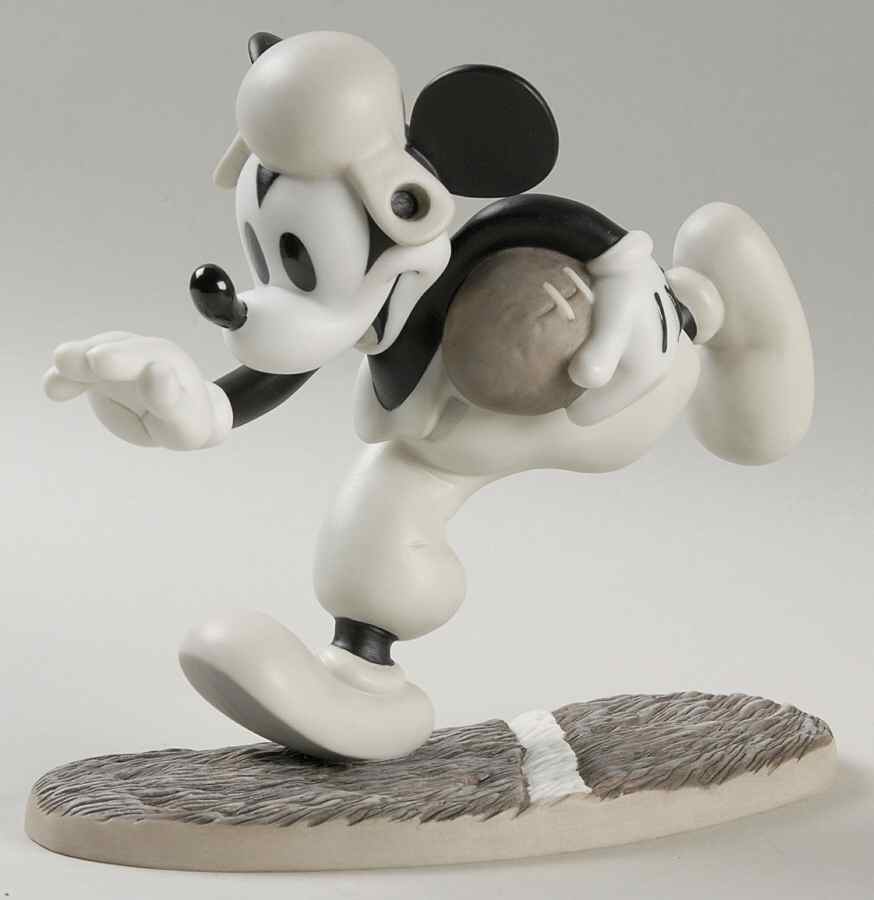Goo Sports Rah, Rah Mickey-Touchdown Mickey - Boxed by Walt Disney Classics-1