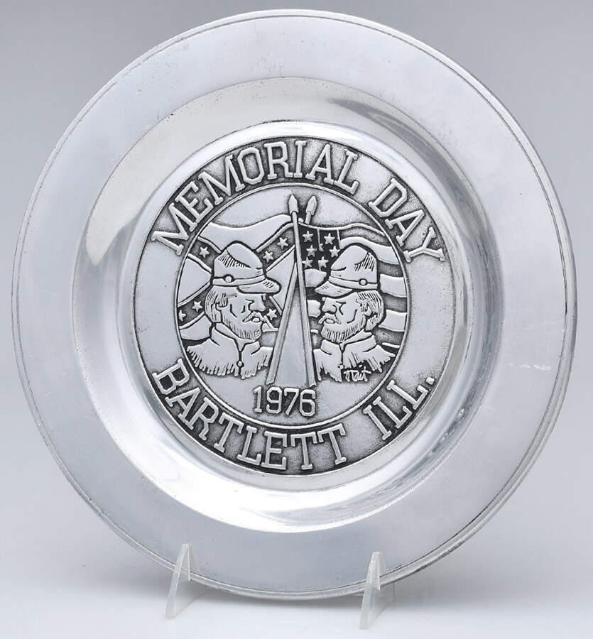 Wilton Armetale Plates Memorial Day, Bartlett Ill - Boxed by Wilton Armetale-1