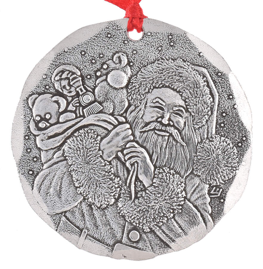 Annual Aluminum Ornament A Visit From St. Nicholas  - No Box by Wendell August-1