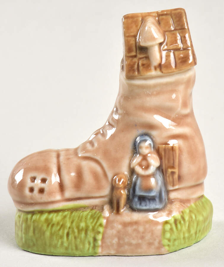 Wade Whimsies Little Old Lady Who Lives In A Shoe - No Box by Wade (England)-1