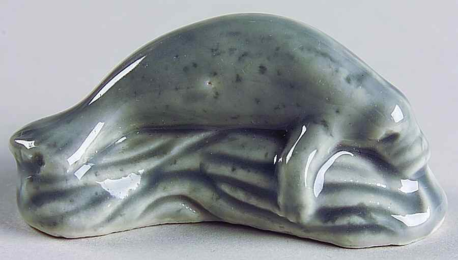Wade Whimsies Manatee - No Box by Wade (England)-1