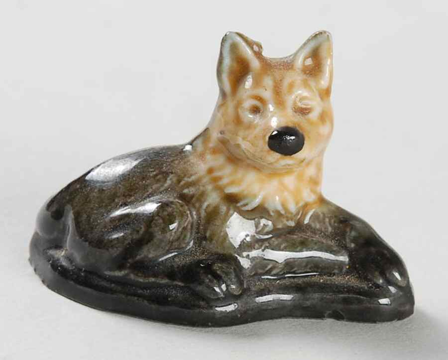Wade Whimsies Wolf-Lying Down-Brown Face - No Box by Wade (England)-1