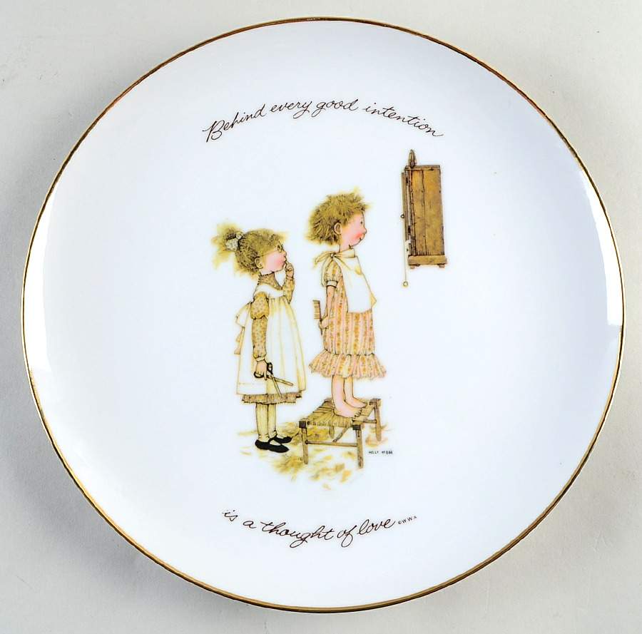 Holly Hobbie Plate Behind Every Good Intention - No Box by World Wide Art-1