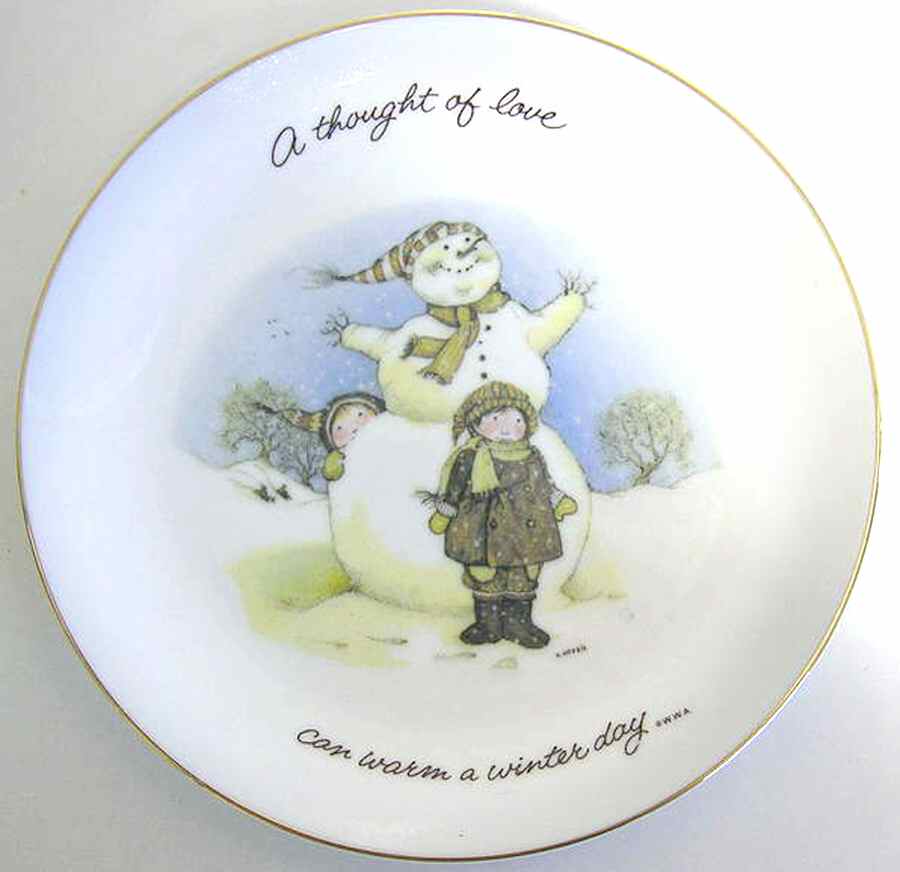 Holly Hobbie Plate A Thought Of Love Can Warm Winter Day - No Box by World Wide Art-1