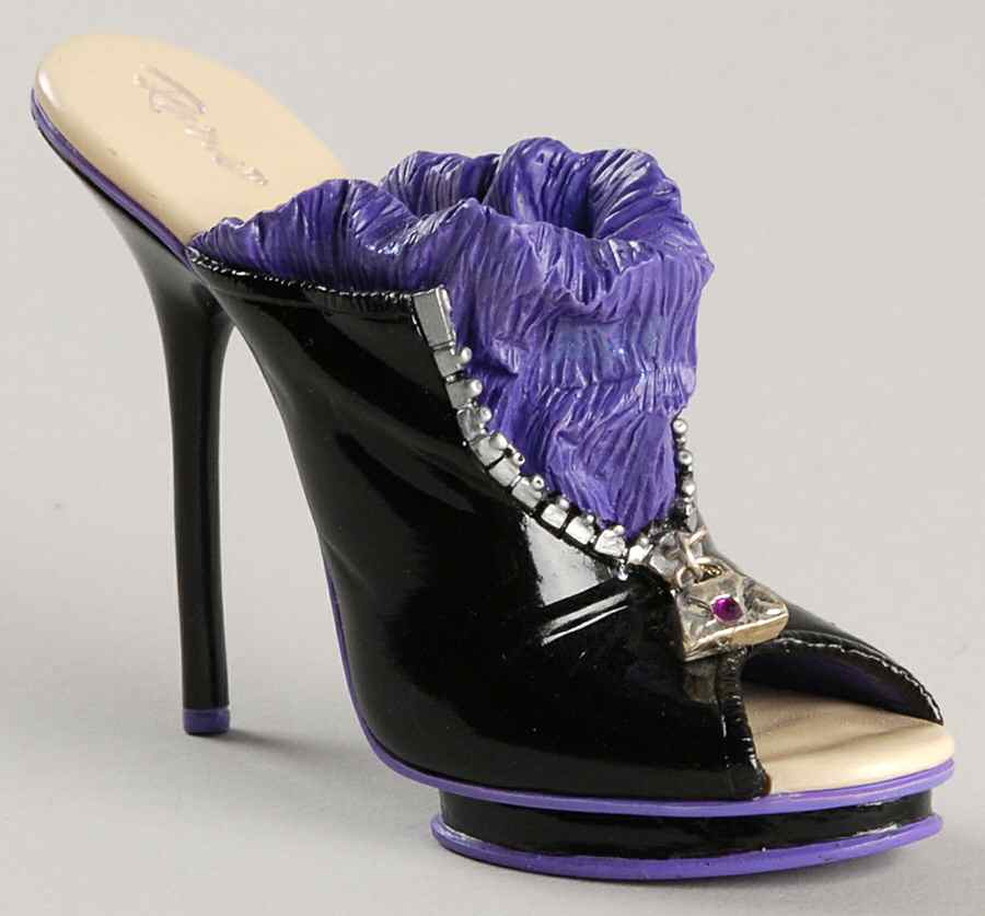 Just the Right Shoe Charge! - Boxed by Willitts Galleries-1