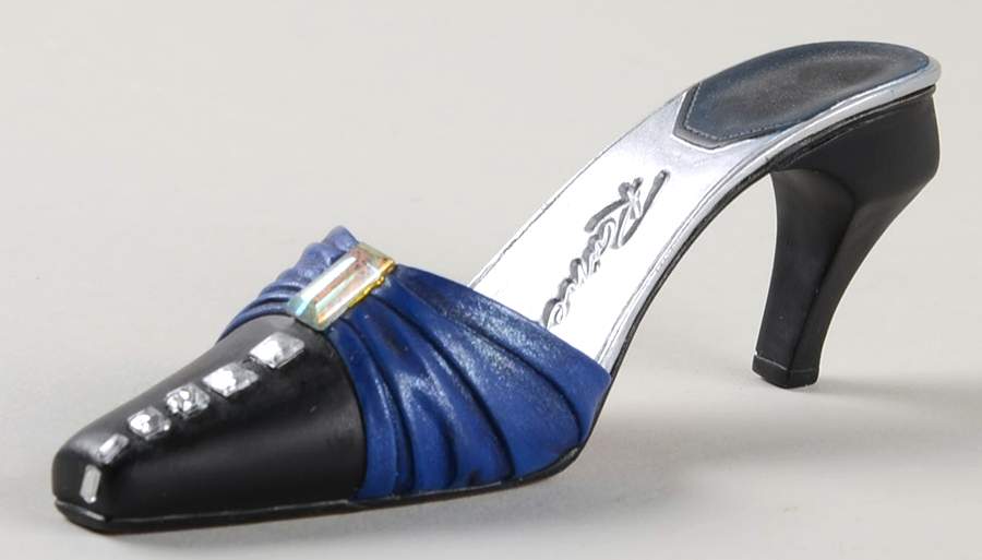 Just the Right Shoe Midnight Promisies - Boxed by Willitts Galleries-1