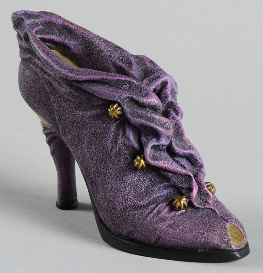 Just the Right Shoe Cloaked In Mystery - Boxed by Willitts Galleries-1