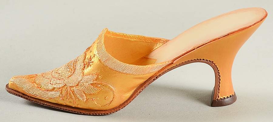 Just the Right Shoe Elizabeth - Boxed by Willitts Galleries-1