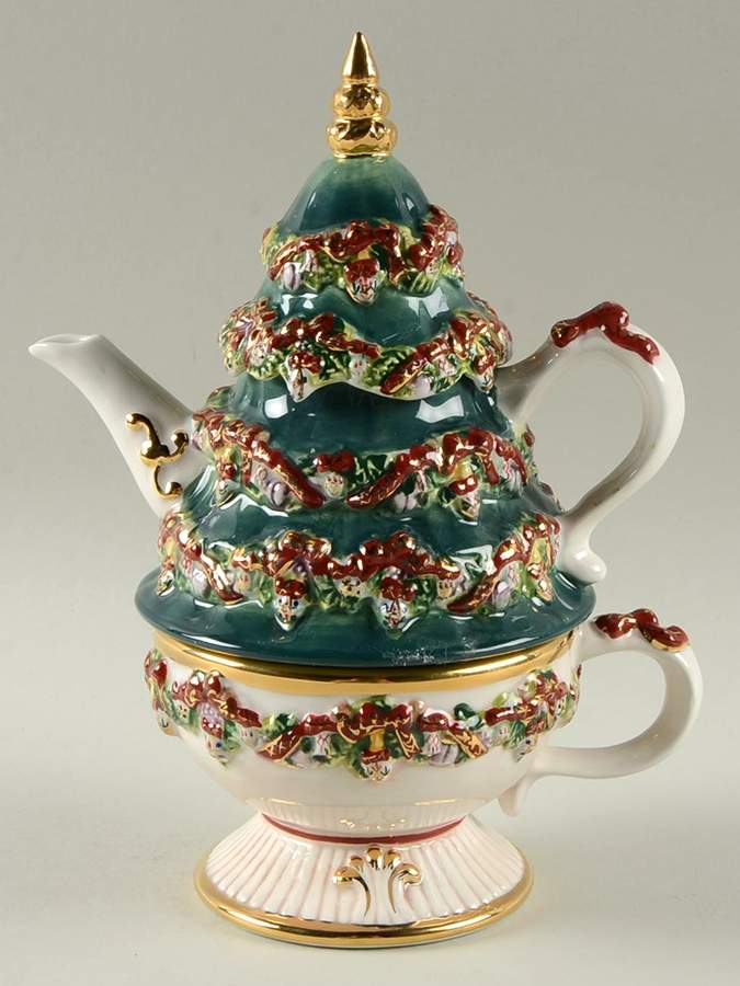 Holiday Heirloom Giftware Holiday Tree Tea For One - Boxed by Waterford China-1