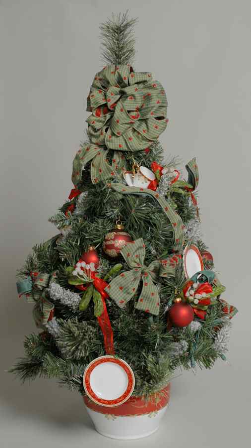Holiday Heirloom Giftware Holiday Ribbons Tree - Boxed by Waterford China-1