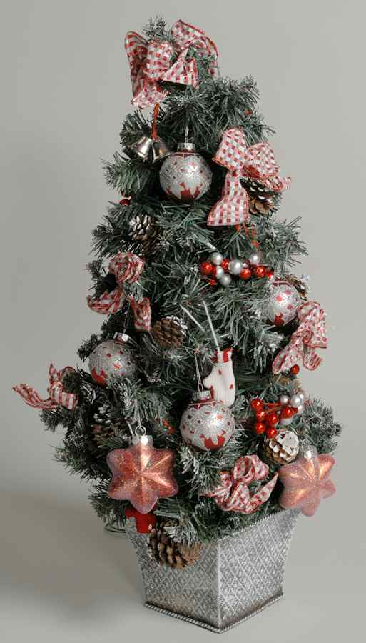 Holiday Heirloom Giftware Snowberry Christmas Tree - Boxed by Waterford China-1